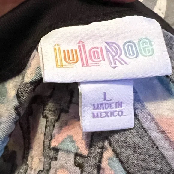 LuLaRoe Black and White Raglan shirt. - Picture 3 of 3